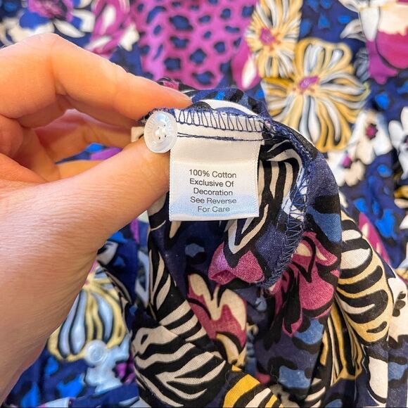 Vera Bradley African Violet Floral Button Down Top Size Large - Picture 4 of 7